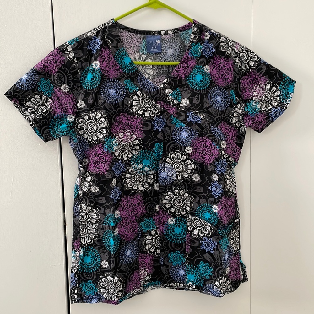 Zoe + Chloe scrub top